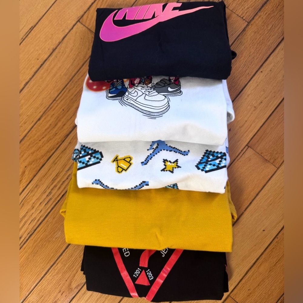 GRAPHIC TEE BUNDLE SZ